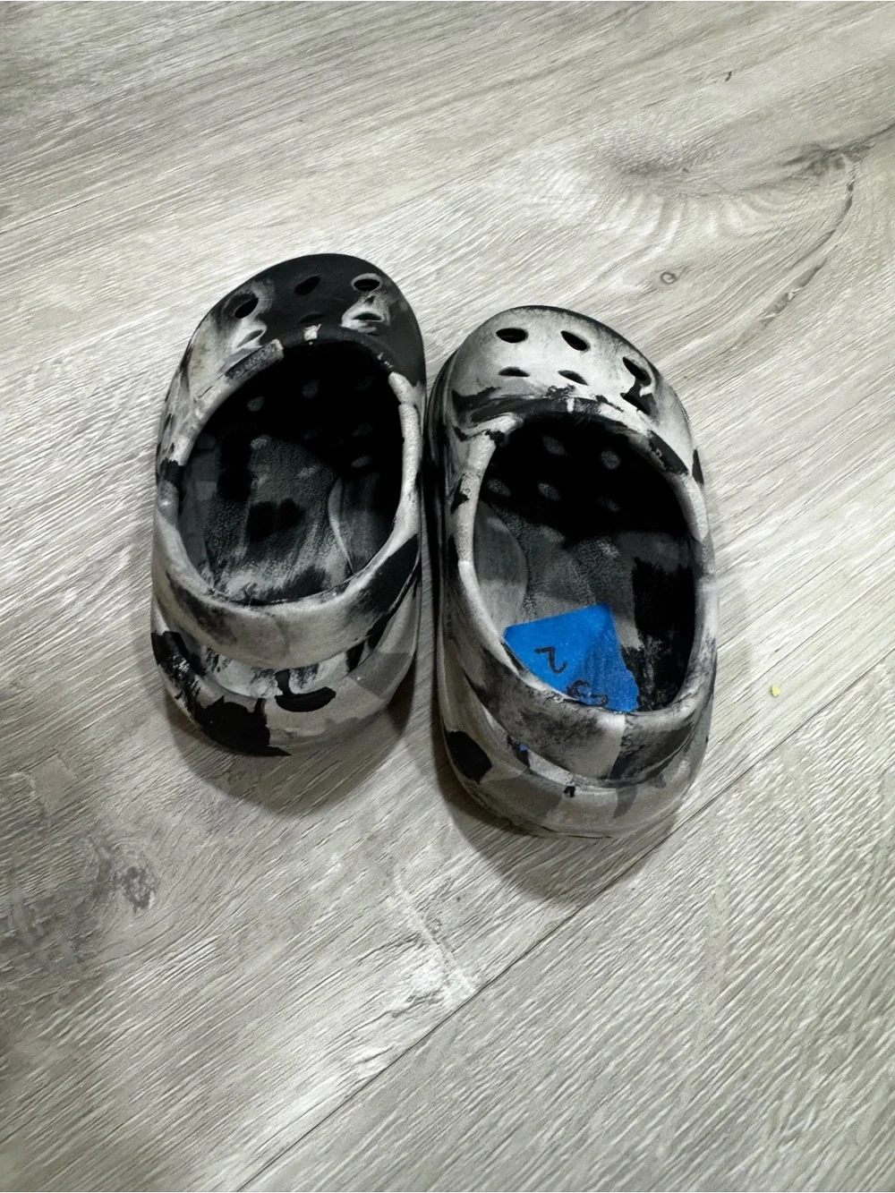 Capelli New York Kids Black & Gray Baby Slip-On Clog Shoes Size 2